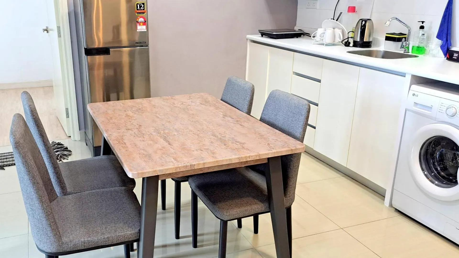 Arte Plus Klcc Luxury Family Apartment Kuala Lumpur By Travelardor מלון דירות