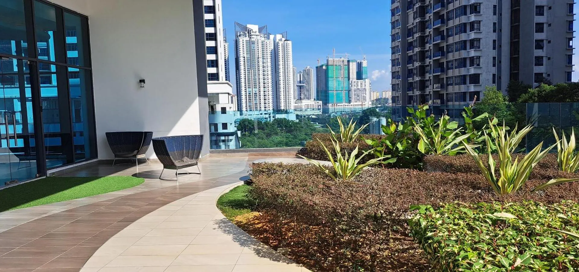 Arte Plus Klcc Luxury Family Apartment Kuala Lumpur By Travelardor